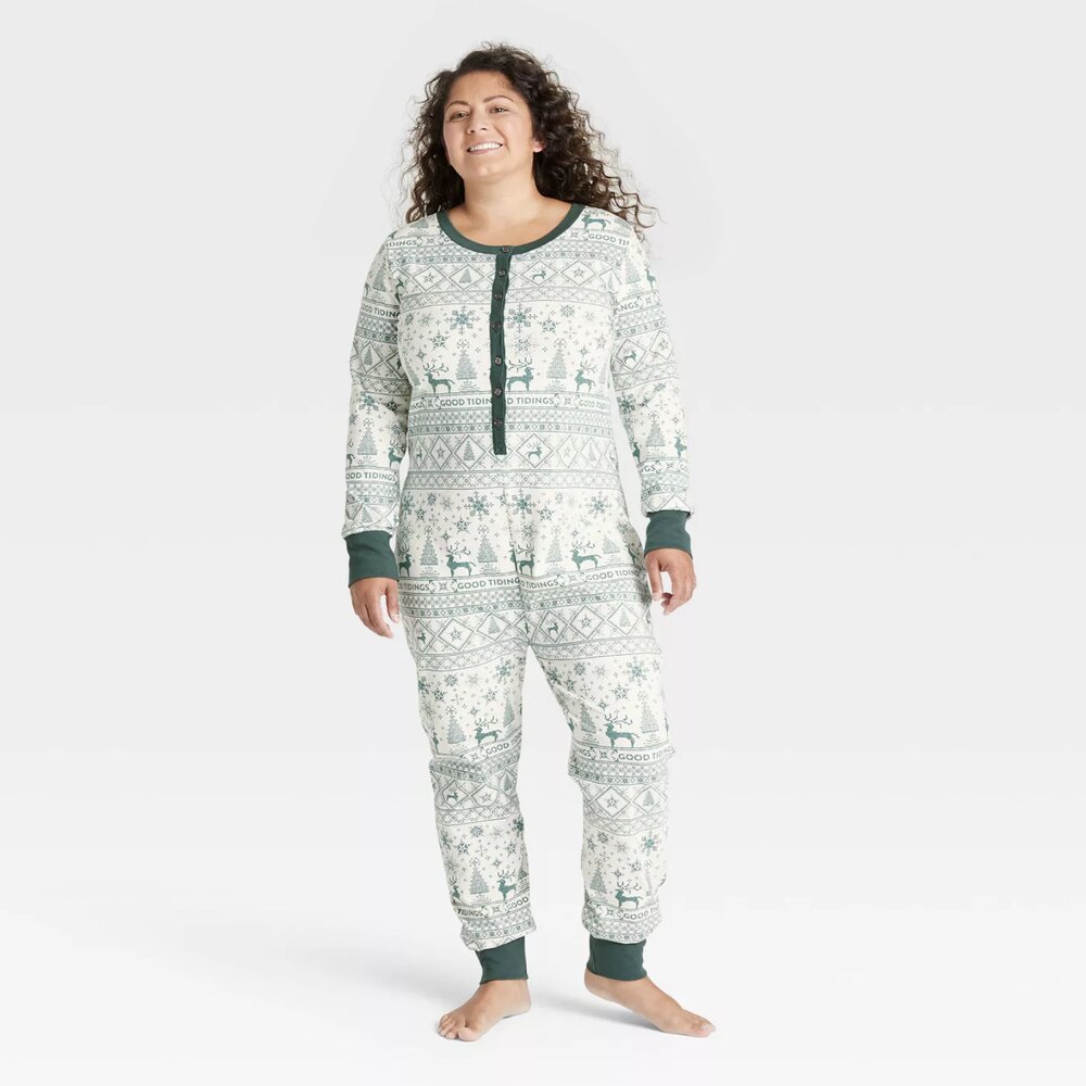 Women’s Reindeer Good Tidings Pajamas Suit