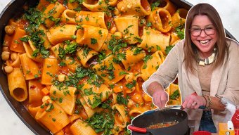 One-Skillet Pasta with Chickpeas (Ceci)| Rachael Ray