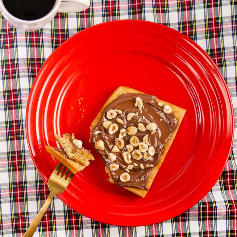 sheet pan pancakes with nutella