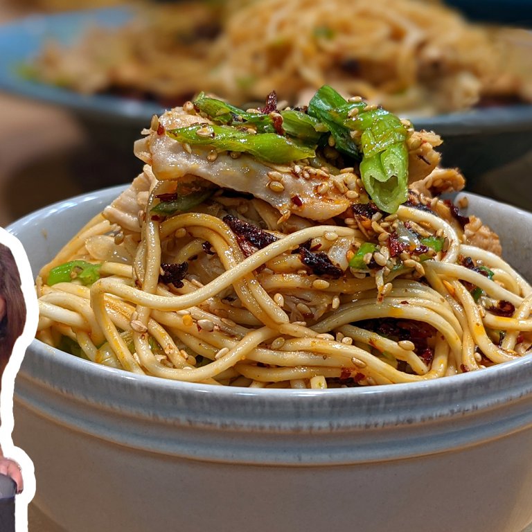 Rotisserie Chicken and Scallion Noodles | Rachael Ray