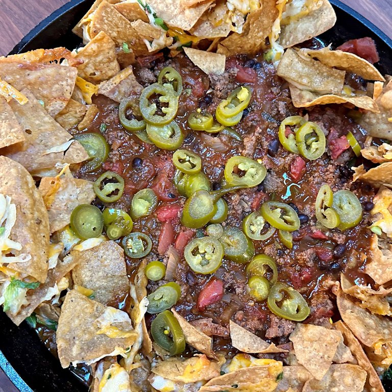 Beef 'n' Black Bean Chili with Cheesy Chips to Dip