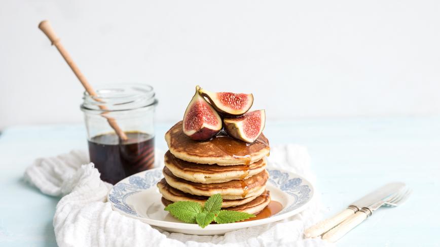 Chai Pancakes with Figs and Syrup