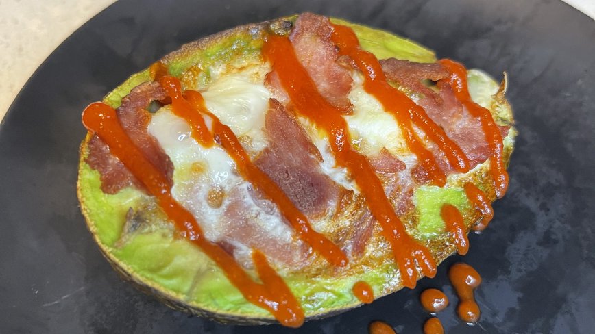 Air Fryer Stuffed Avocado with Egg and Turkey Bacon